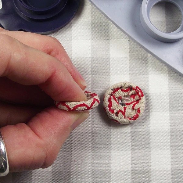 Creatore di bottoni ricoperti artigianale da sarta - immagine 2